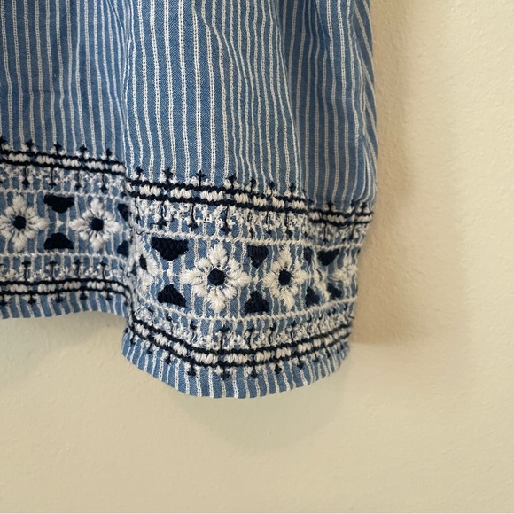 Vineyard Vines Blue Striped Embroidered Tassel Sleeve Top Size XL - Picture 4 of 4